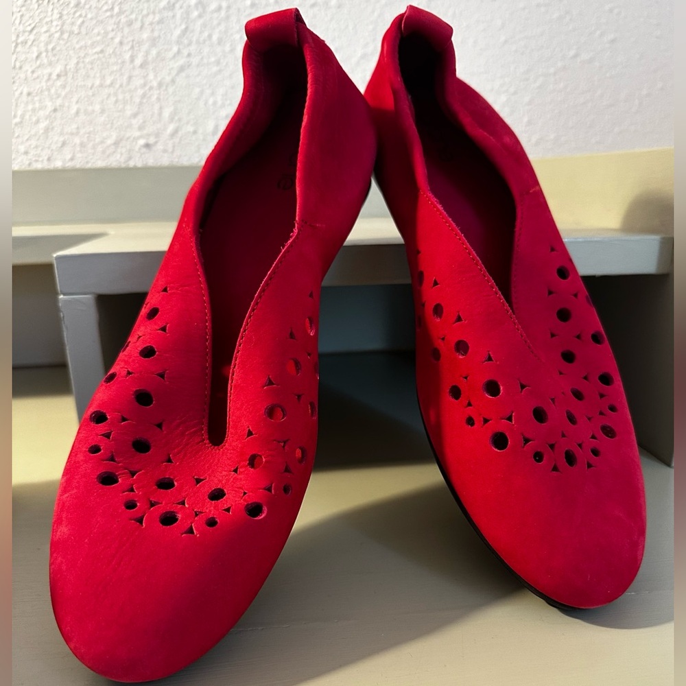Arche Ballet Flats Brand New size EU 40, US 9/9.5
